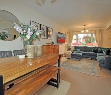 3 bedroom terraced house to rent - Photo 2