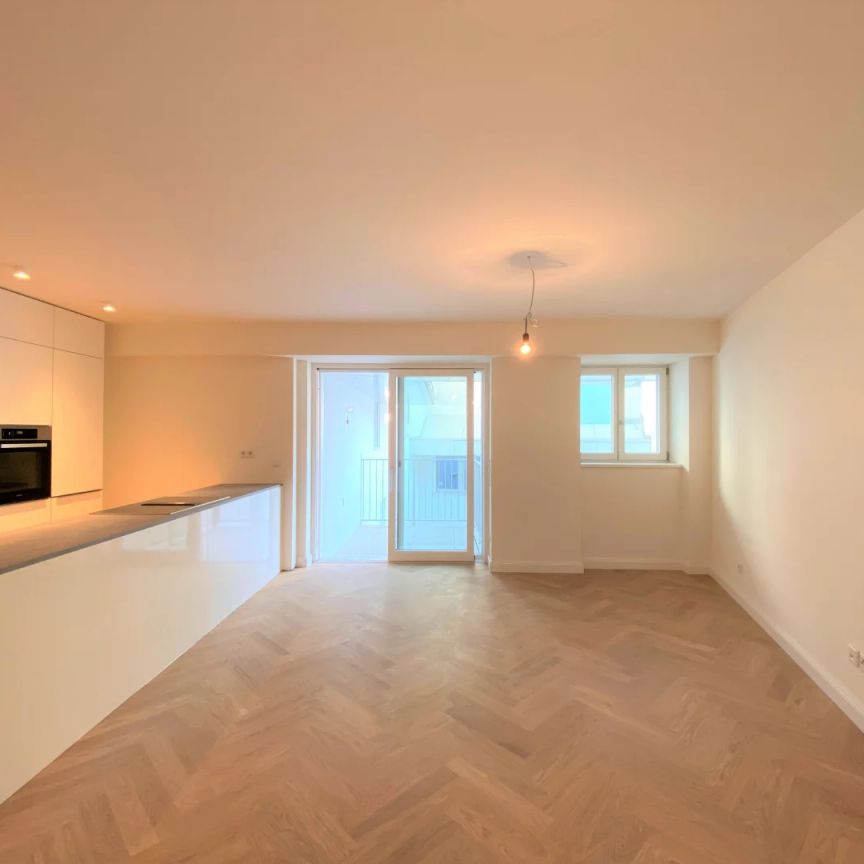 DACHGESCHOSSMIETE MIT BALKON - Photo 1