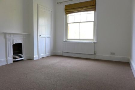 2 bedroom semi-detached house to rent - Photo 3
