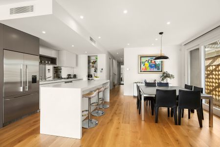 60A Anderson Street, Newport VIC 3015 - House For Rent | Domain - Photo 2