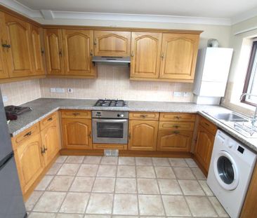 2 bedroom maisonette to rent - Photo 5