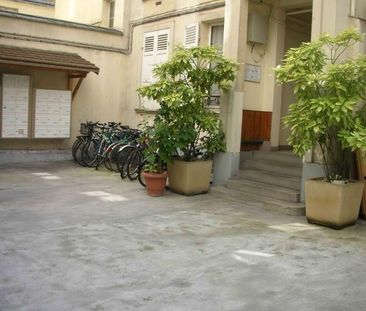 A LOUER STUDIO 16,26m² PARIS XIIème PLACE DE LA NATION - Photo 4