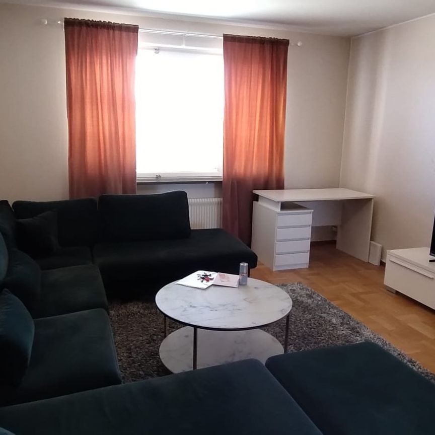 Ålgrytevägen, Skärholmen - Photo 1