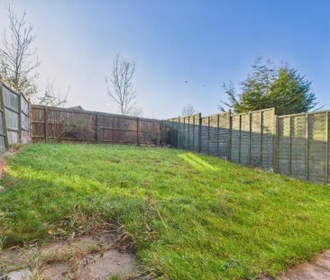 2 bedroom semi-detached house to rent - Photo 3