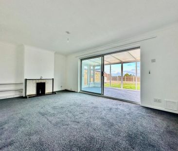 3 bedroom bungalow to rent - Photo 1