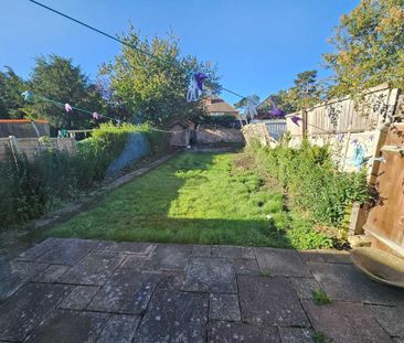 3 bedroom semi-detached house to rent - Photo 5