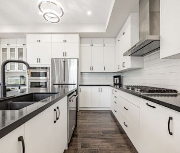 For Lease - 104 Sora Gate, Oakville, Ontario - Photo 2