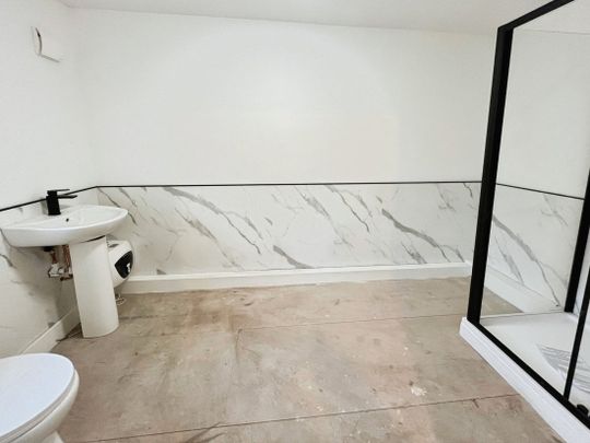 Bridge Street, Aberfan, MERTHYR TYDFIL - Photo 1