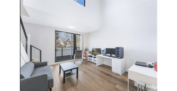 1-Bedroom Loft Apartment in Prime Epping Location (6-Month Lease) - Photo 1