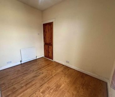 27 Crocus Street, Belfast, BT12 7AP - Photo 4