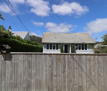 Situated in a highly sought after area, welcome to 66 Rata Street! - Photo 1