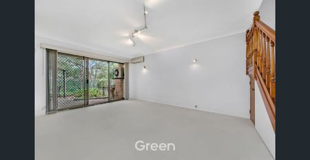 Convenient, Comfortable & Contemporary Three-Bedroom Townhouse in the Heart of Carlingford! - Photo 2