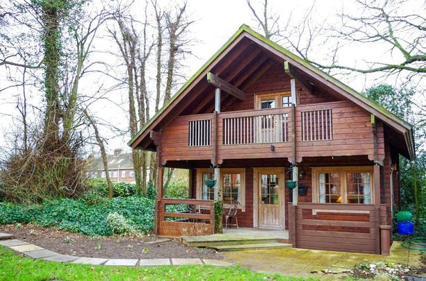 2 bedroom detached house to rent - Photo 1