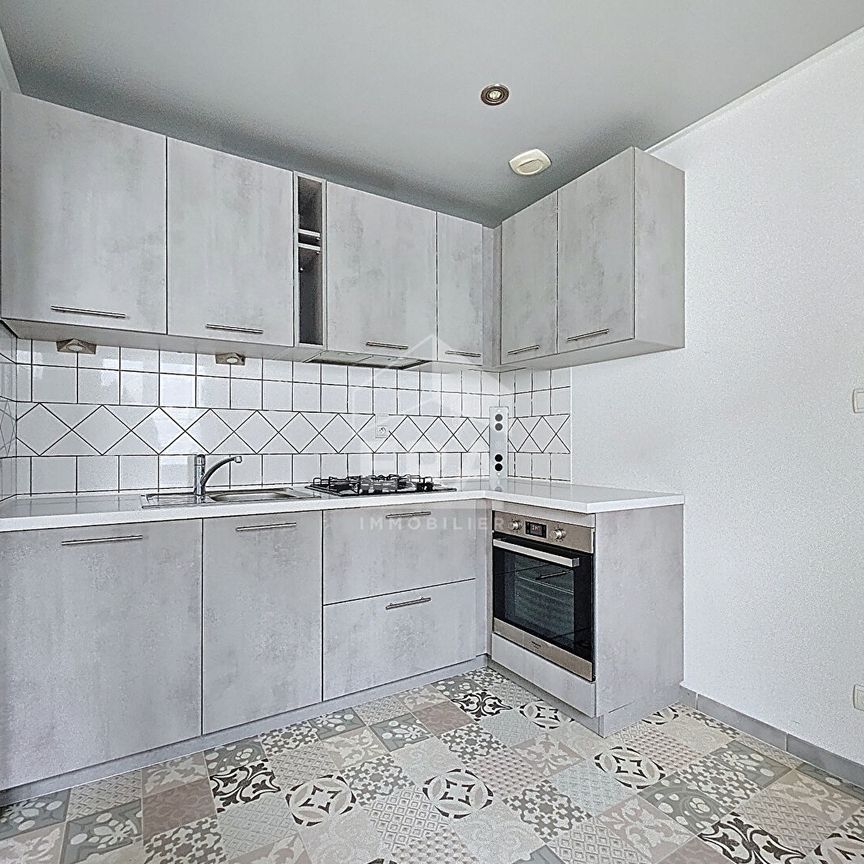 Location Appartement 2 pièces 83m² - Photo 1