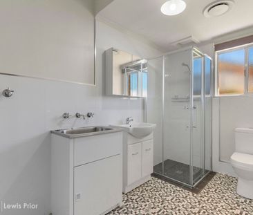 Sought After Location - Renovate Throughout - Photo 4