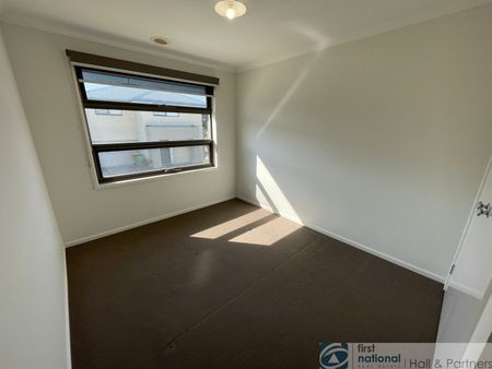 Perfect Family Home - Photo 5