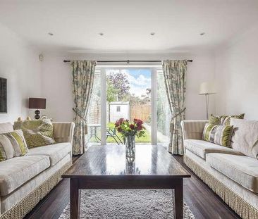Evesham Place, Wokingham, RG41 - Photo 2