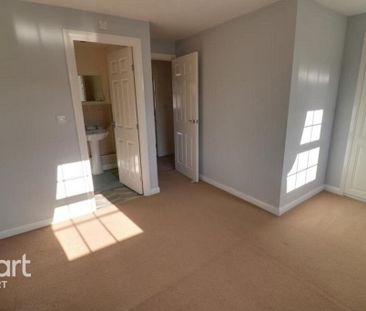 3 bedroom terraced house to rent - Photo 3