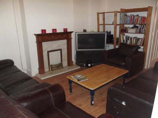 7 bedroom house to rent - Photo 1