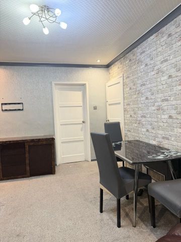 1 Bed Flat, Foxcroft Road, LS6 - Photo 4