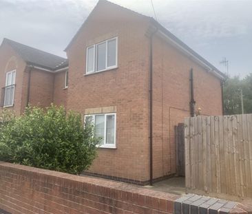 2 bed to rent Church Street, DE7 - Photo 2