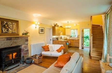 1 bedroom semi-detached house to rent - Photo 1