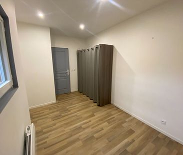 Location Appartement 2 pièces 29m² - Photo 2