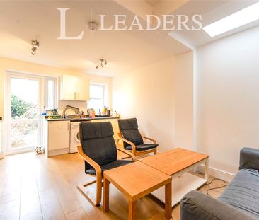 5 bedroom house to rent Francis Avenue, Southsea, PO4 - Photo 1