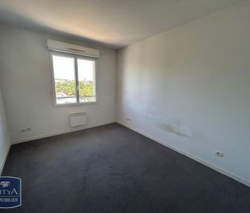 Location Appartement 3 pièces 55m² BRESSUIRE 79300 - Photo 3