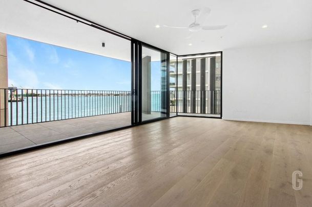 302/41 Honeysuckle Drive, Newcastle NSW 2300 - Photo 1