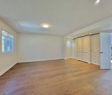 For Lease - 5439 Planters Wood Court, Mississauga, Ontario - Photo 2
