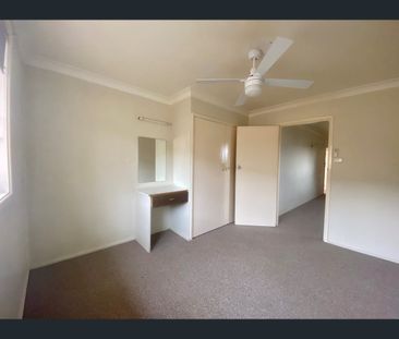 4/3 Edinburgh St, West Tamworth, NSW 2340 - Photo 1