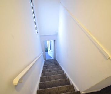 4 bedroom flat to rent - Photo 5