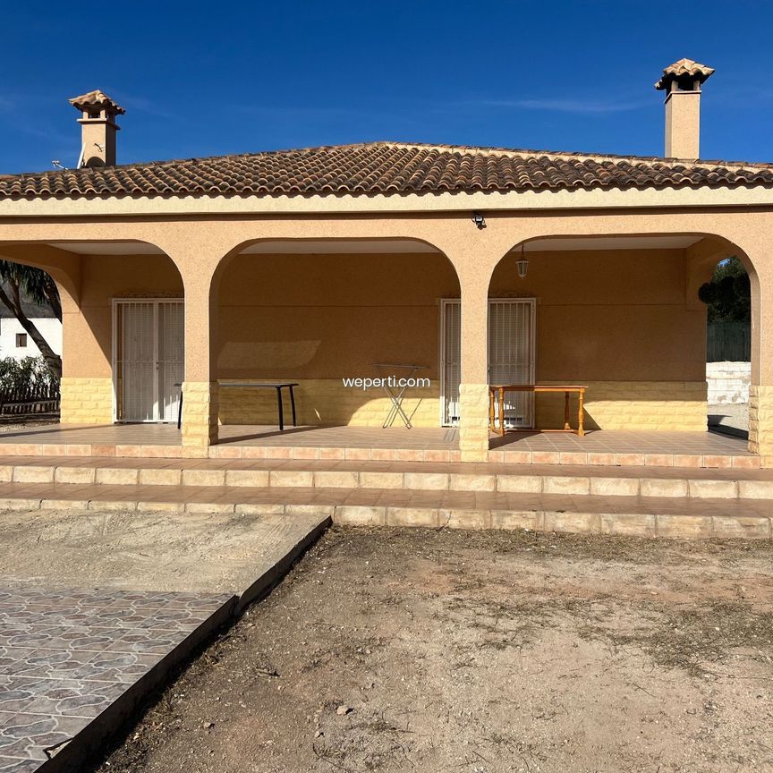 Country House in Crevillente, crevillente, for rent - Photo 1