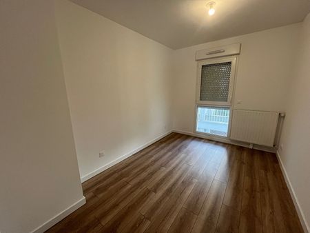Location Appartement 3 pièces 62m² - Photo 2