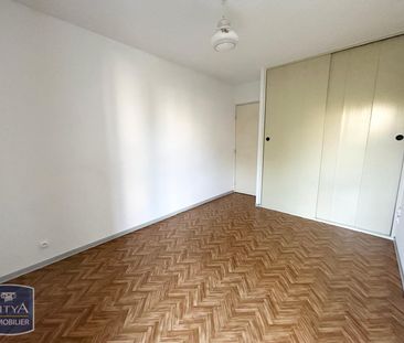 Location Appartement 3 pièces 69m² TOULON 83200 - Photo 6