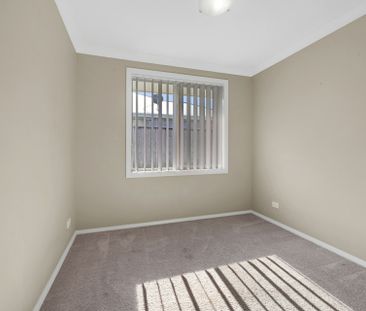 Spacious Family Home - Photo 6