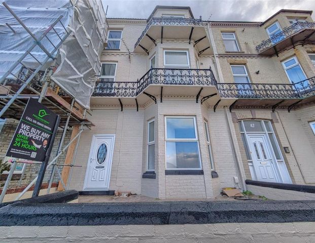 3 bedroom flat to rent - Photo 1