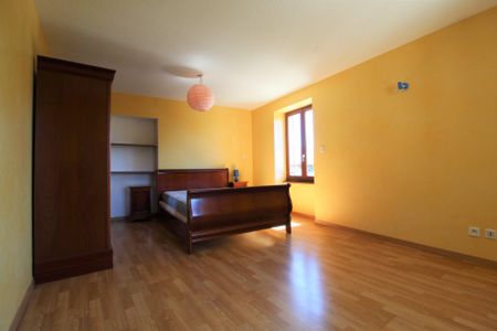 Location Maison 3 pièces 74m² - Photo 3