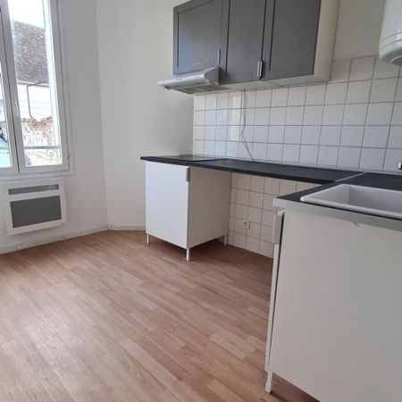 Location Appartement 3 pièces 54m² PROVINS 77160 - Photo 3