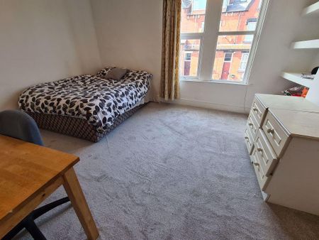 4 bedroom house to rent - Photo 2