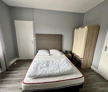 A VILLENEUVE SUR LOT, T2 MEUBLÉ DE 21,93m2 - Photo 4