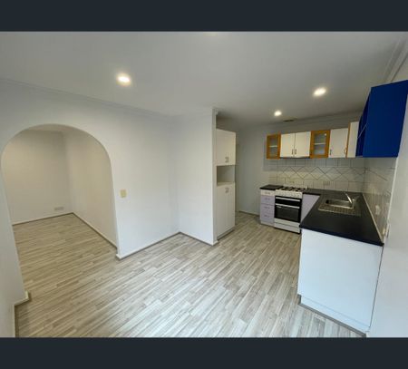 8/40 Kinsella Street, Joondanna, WA 6060 - Photo 3