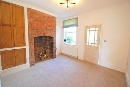 2 bedroom terraced house to rent - Photo 5
