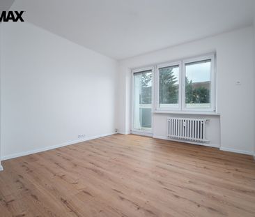 Pronájem bytu 3+1 v družstevním vlastnictví 75 m², Praha 9 - Čakovice - Photo 1