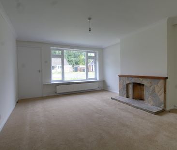 Jubilee Drive, Ash Vale, Aldershot, GU12 - Photo 1