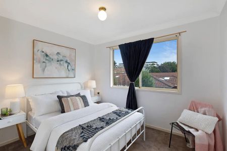 “Charming Townhouse Living in the Heart of East Gosford” - Photo 2