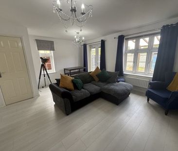 Llys Rhaeadr, Swansea, SA9 - Photo 2