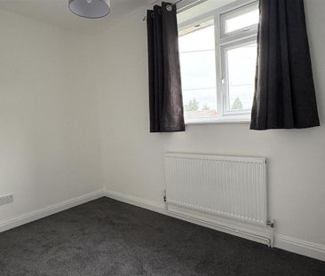 4 bedroom detached house to rent - Photo 5