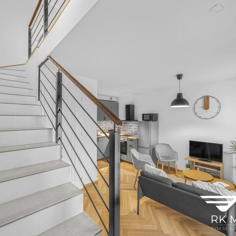 Pronájem bytu 2+kk 42 m2 - Photo 1